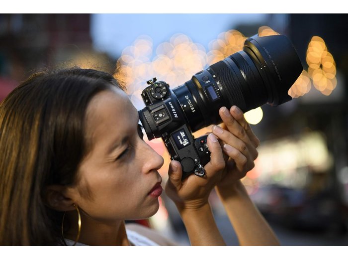 Nikon Z 7II with Zoom Lens | Ultra-high Resolution Full-Frame mirrorless Stills/Video Camera with 24-70mm f/4 Lens | Nikon USA Model